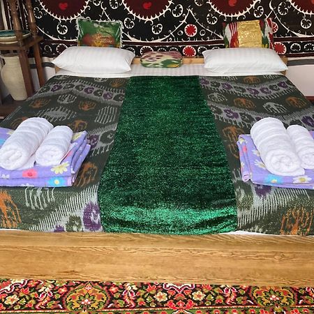 Barlos - Уютная, Семейная Атмосфера Bukhara Eksteriør bilde